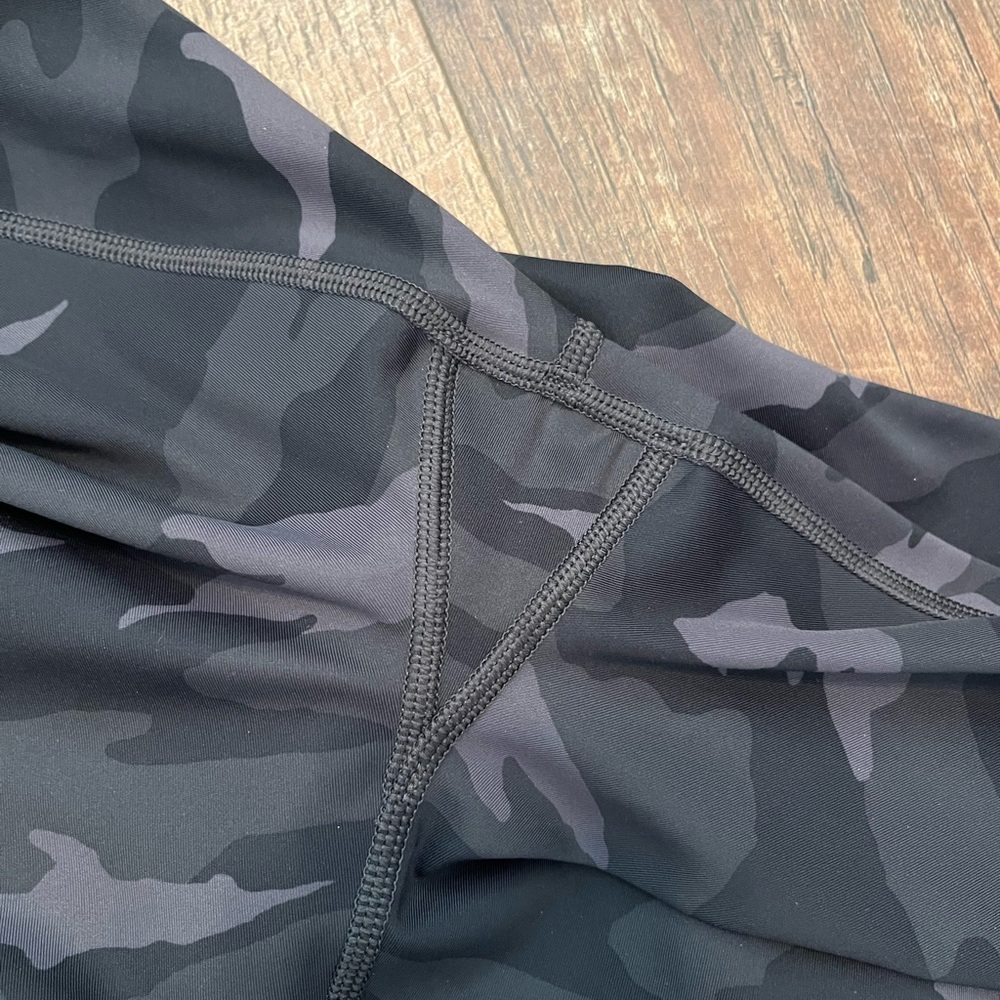 Athleta Like New Camo 7/8 leggings - Picture 7 of 8